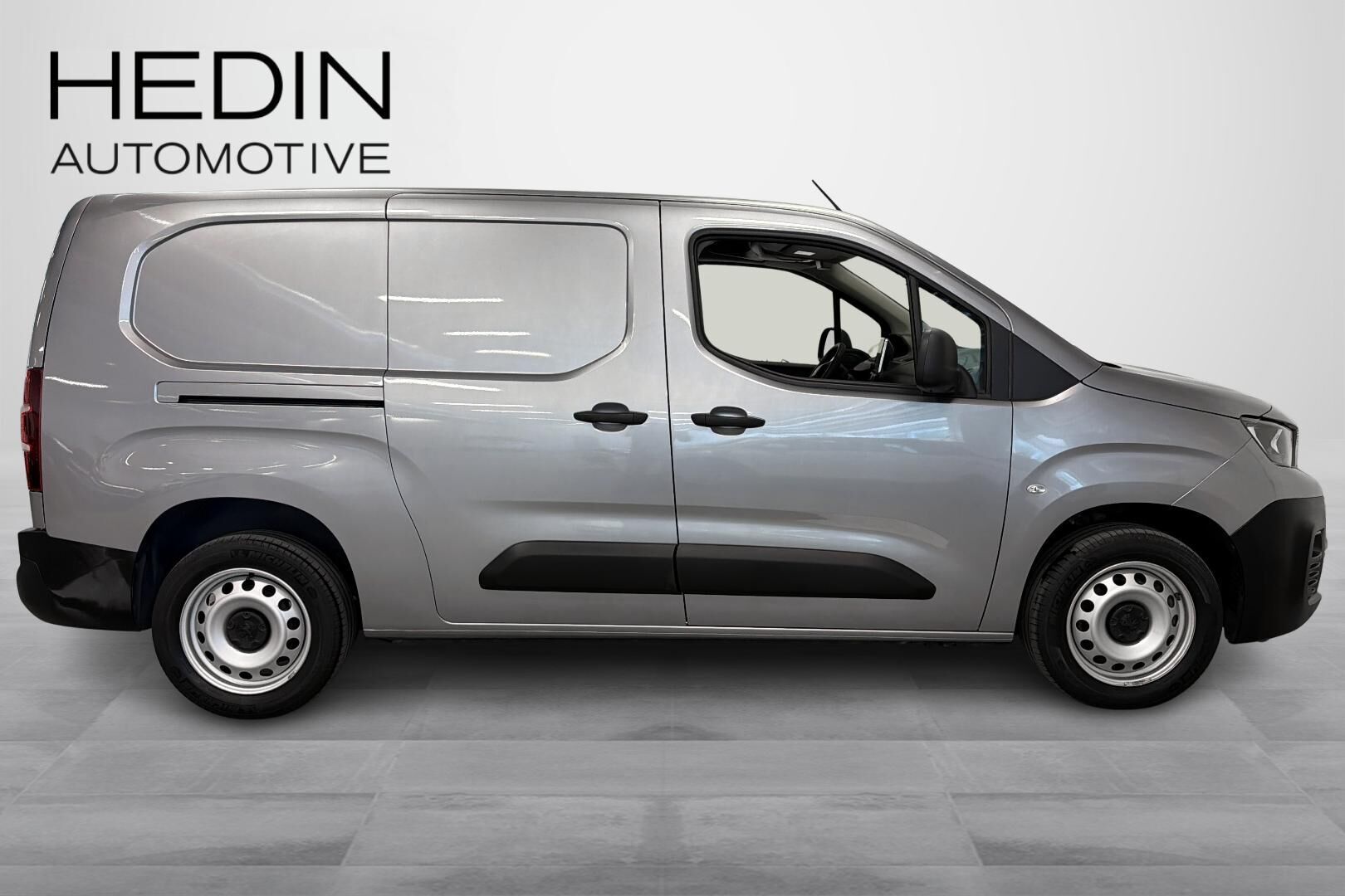 Peugeot Partner BlueHDi 100 XL 2020, photo 6/29