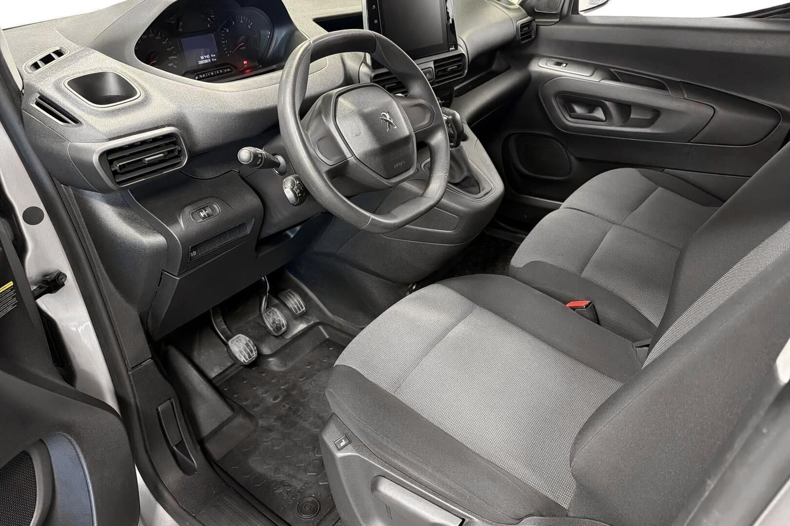 Peugeot Partner BlueHDi 100 XL 2020, photo 7/29