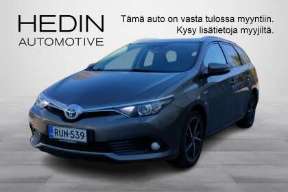 Toyota AURIS Touring Sports 1,8 Hybrid Premium// Juuri saapunut myyntiin - RUN-539