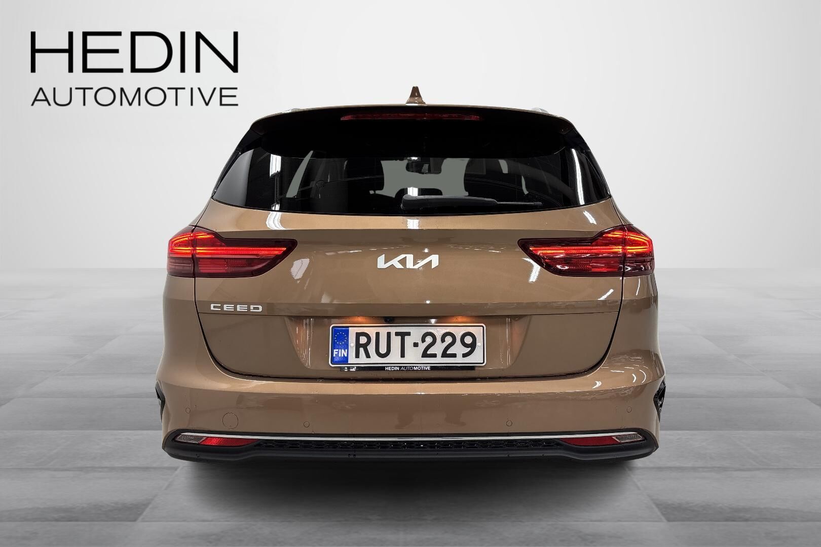 Kia Ceed 1,5 T-GDI 160hv EX SW DCT 2021, kuva 3/25