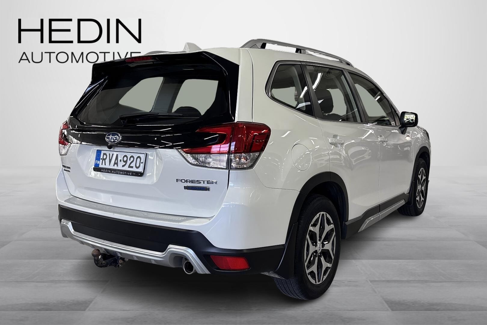 Subaru Forester 2,0i e-Boxer Base CVT 2023, bild 2/23