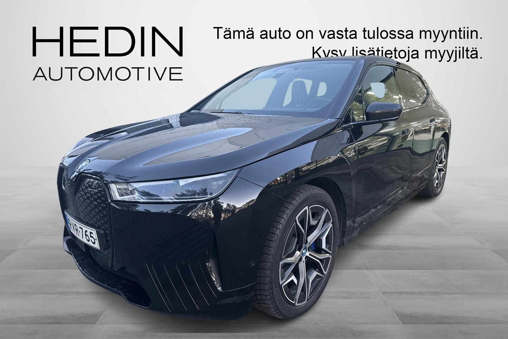 BMW IX xDrive40 Fully Charged // Vetokoukku / Laservalot / Comfort Access / Amido nahat / Lasikatto