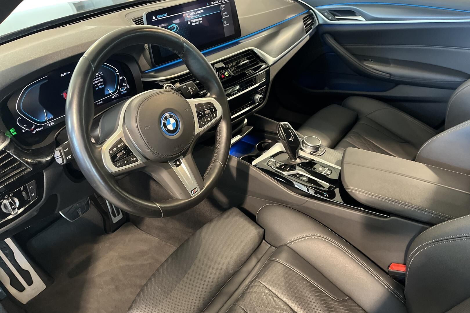 BMW 530 2024, photo 7/26