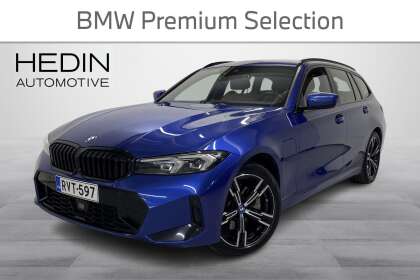 BMW 330  - RVT-597