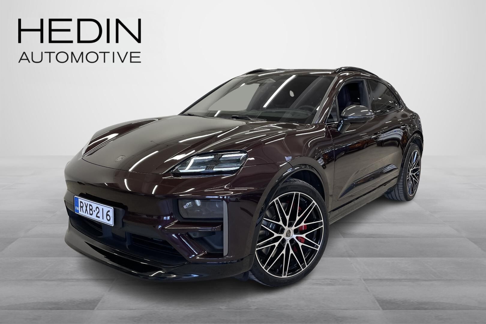 Porsche MACAN - RXB-216