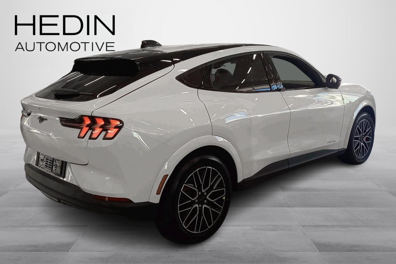 Ford Mustang Mach-E 2025, kuva 2/12