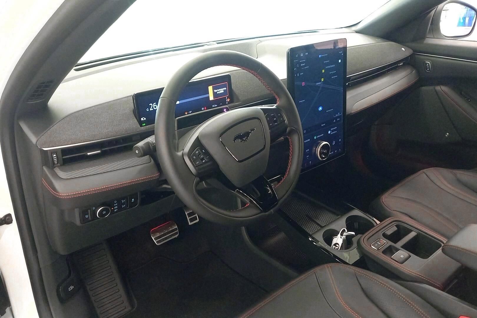 Ford Mustang Mach-E 2025, kuva 7/12