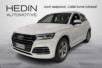Audi Q5 Launch Edition 55 TFSI e quattro S tronic S Line // Suomiauto/ Koukku/ - RZS-375