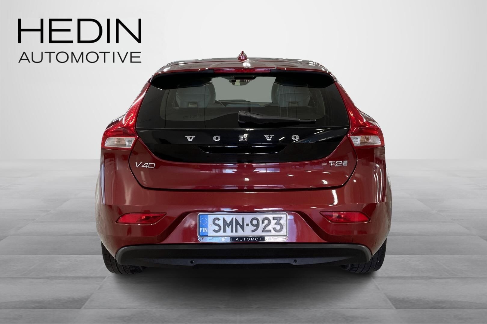 Volvo V40 T2 Edition 90 aut 2017, bild 3/19