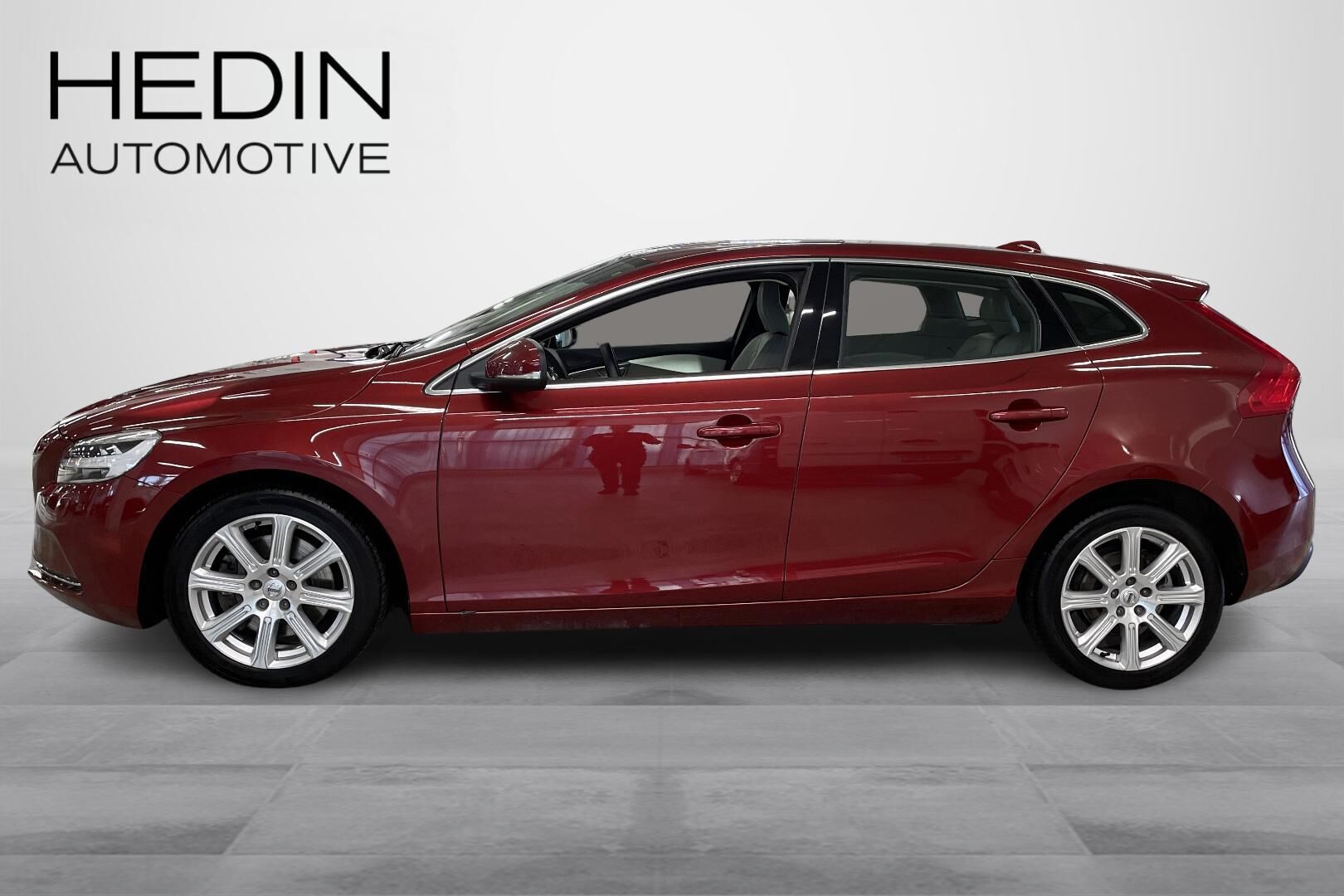 Volvo V40 T2 Edition 90 aut 2017, bild 5/19