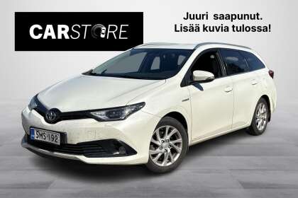 Toyota AURIS Touring Sports 1,8 Hybrid Active Edition / Suomi-auto / Vetokoukku / Lohkkolämmitin + sisä / LED - SMS-192
