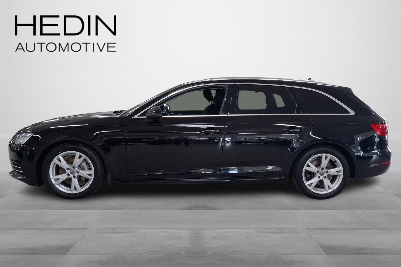 Audi A4 2016, kuva 6/25