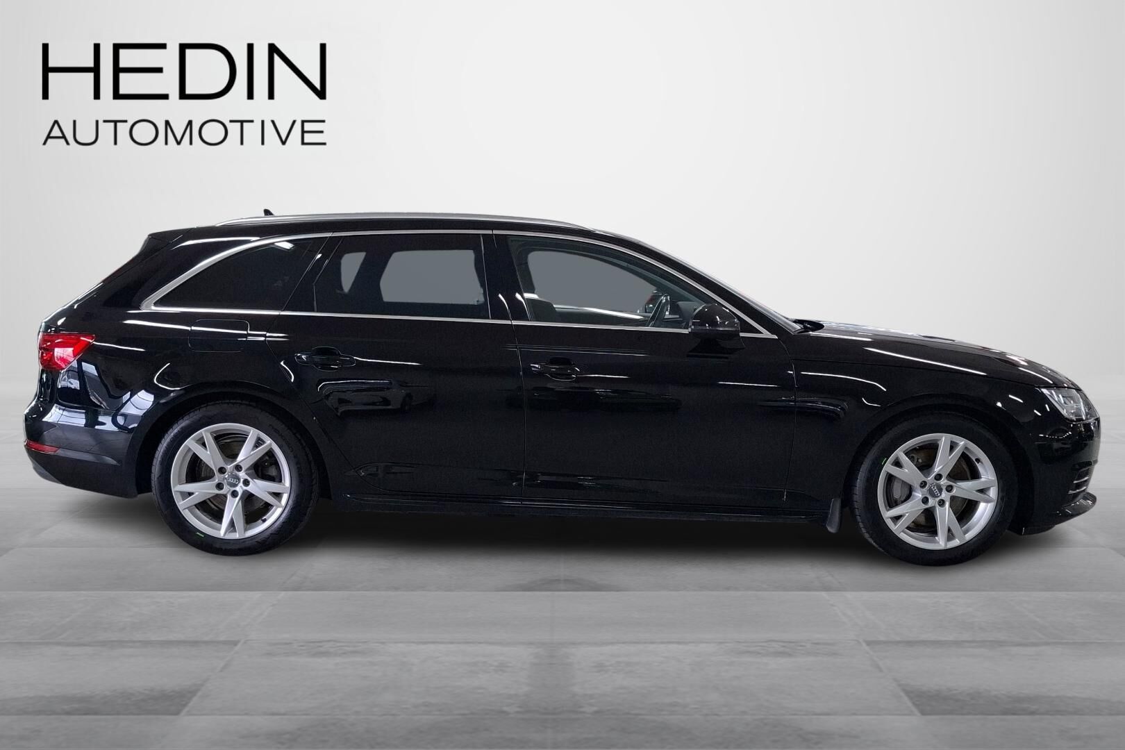 Audi A4 2016, kuva 7/25
