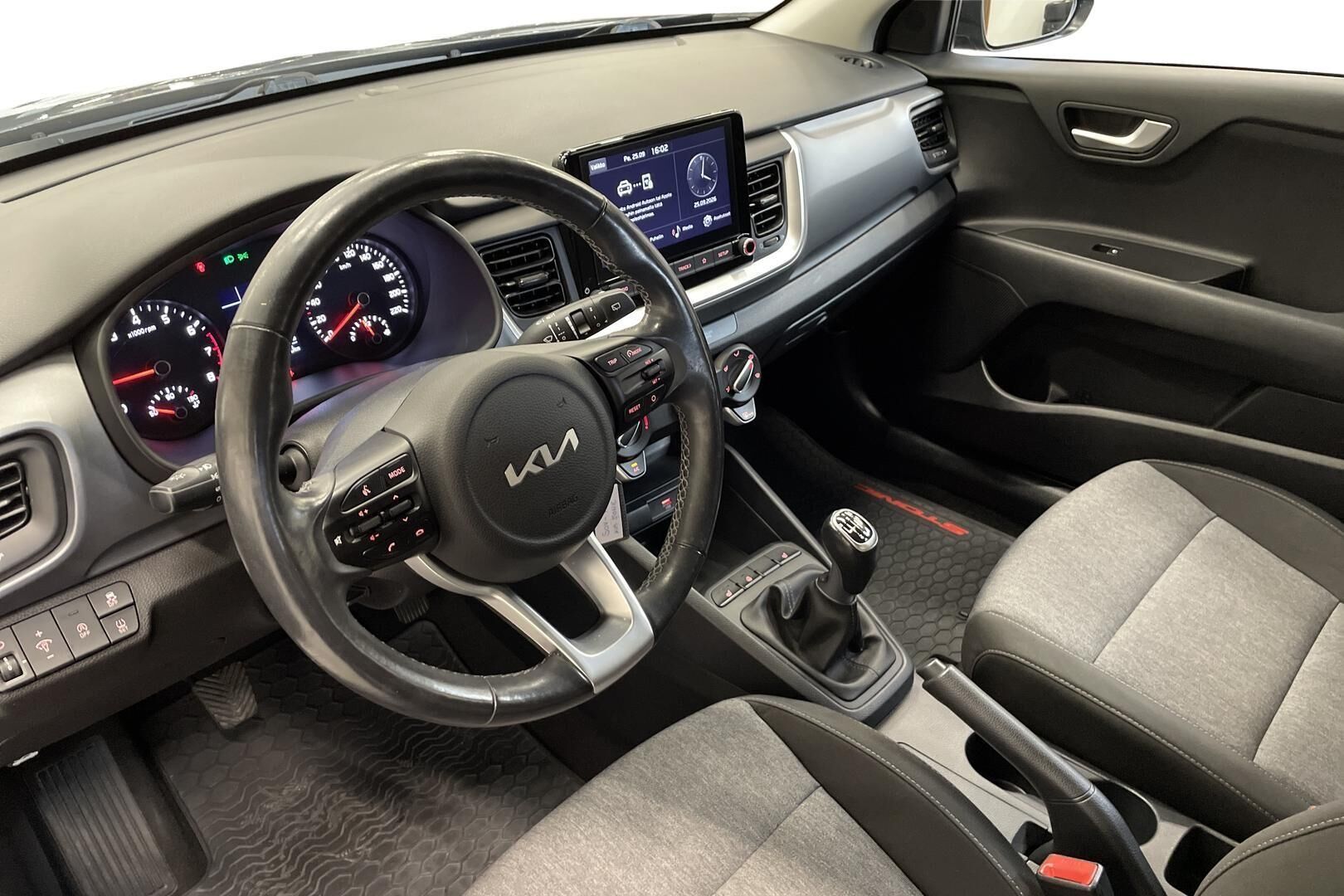 Kia Stonic 1,0 T-GDI 100hv LX 2022, kuva 7/28