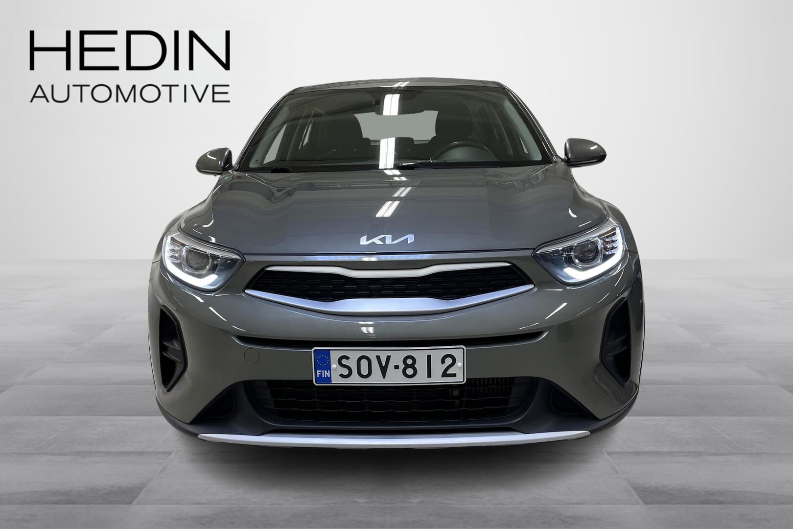 Kia Stonic 1,0 T-GDI 100hv LX 2022, photo 6/25