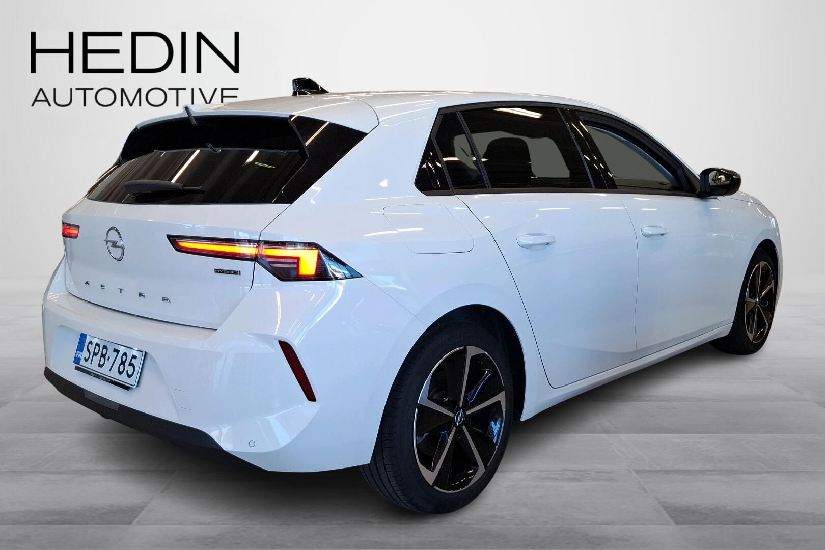Opel Astra 5-ov Innovation 180 A PHEV 2023, kuva 2/32