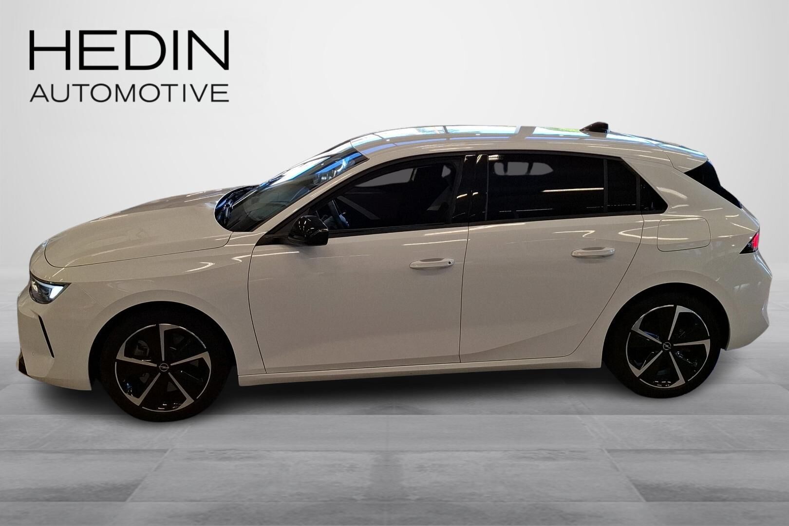Opel Astra 5-ov Innovation 180 A PHEV 2023, kuva 5/32