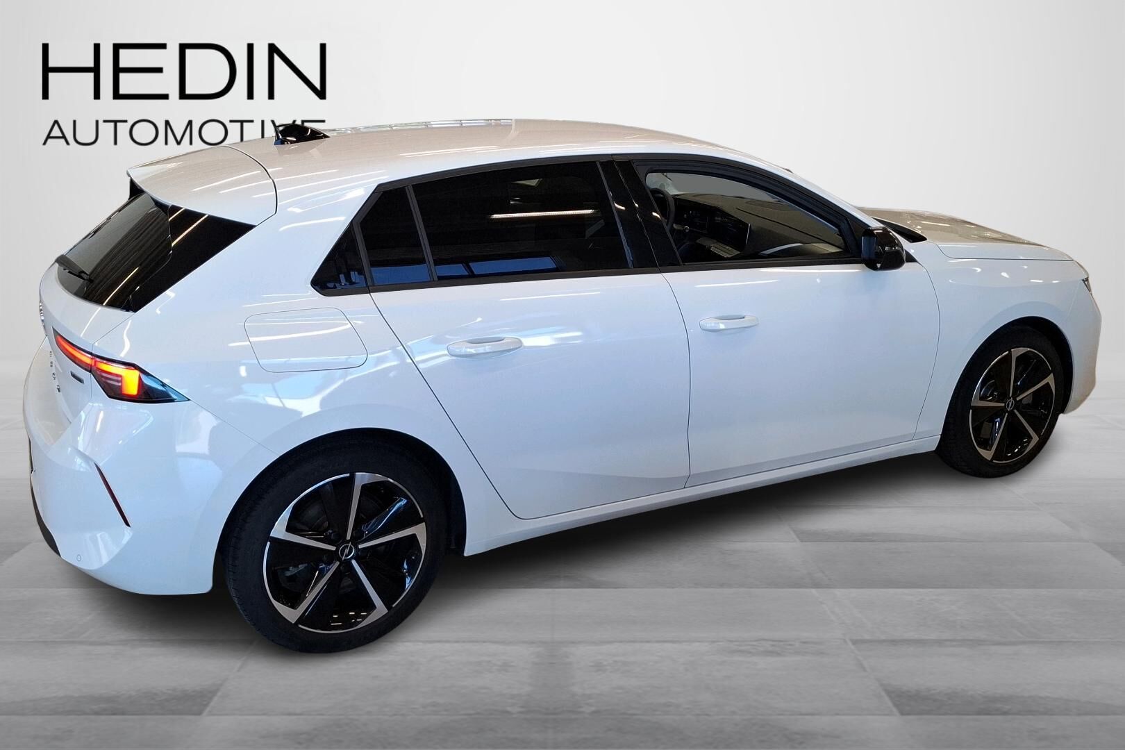 Opel Astra 5-ov Innovation 180 A PHEV 2023, kuva 6/32