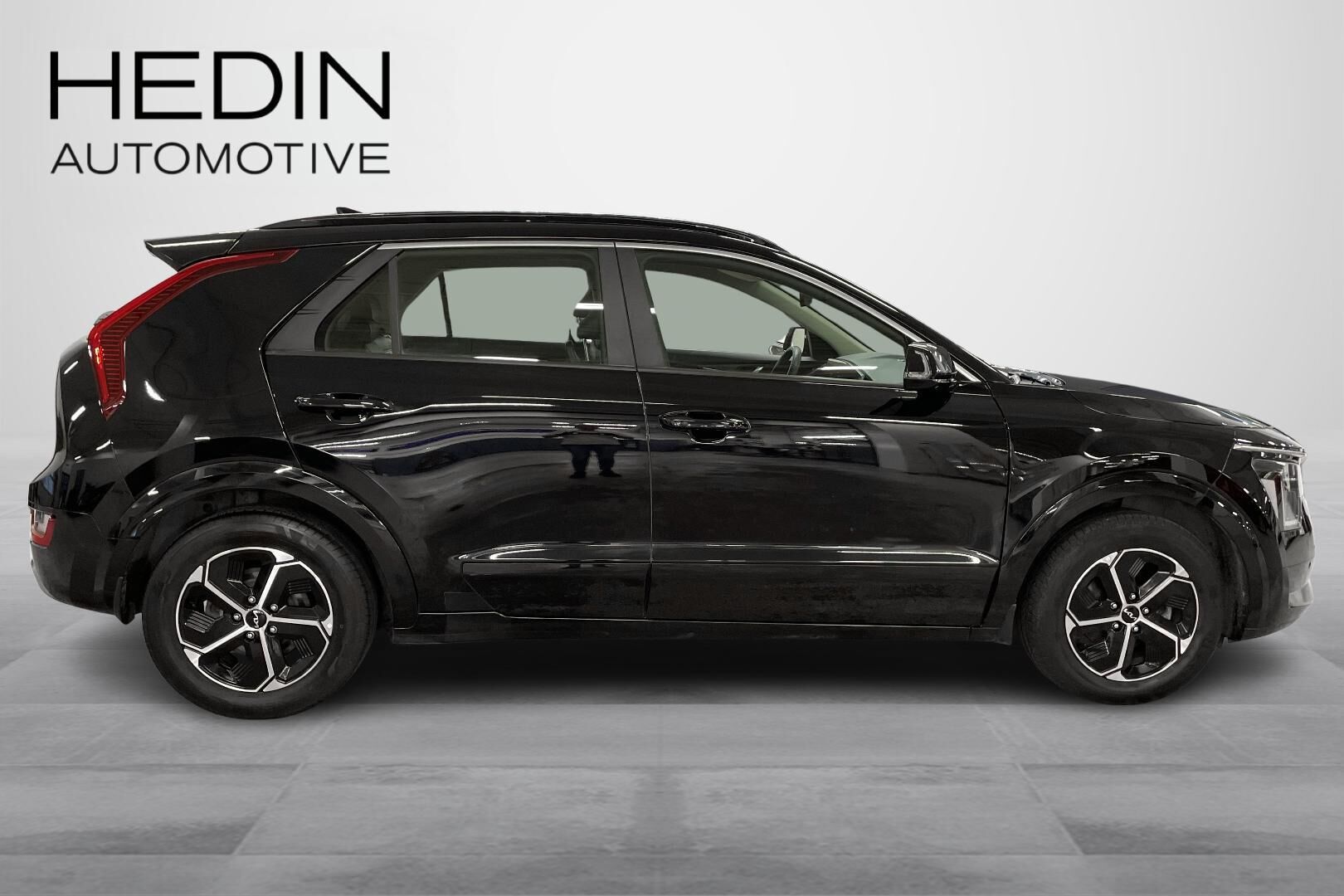 Kia Niro 1,6 GDI Plug-In Hybrid EX DCT 2023, photo 6/20