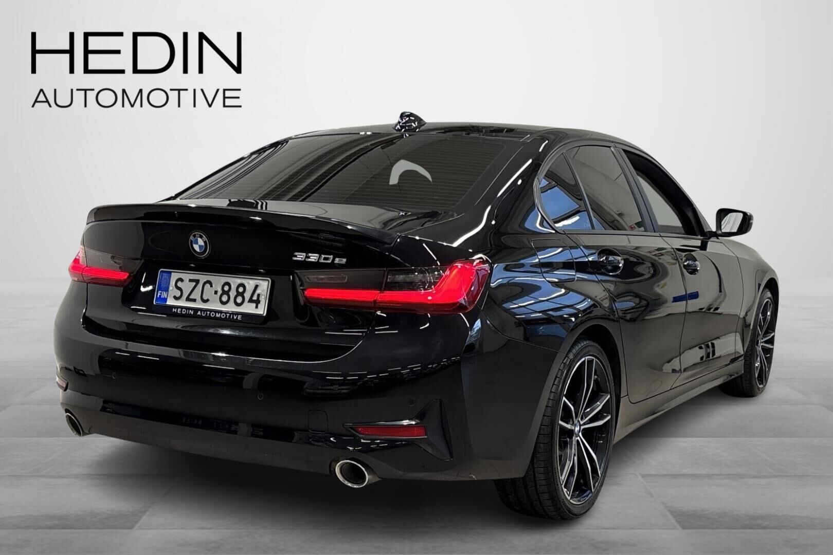 BMW 330 G20 Sedan 330e A Charged Edition 2020, bild 4/26
