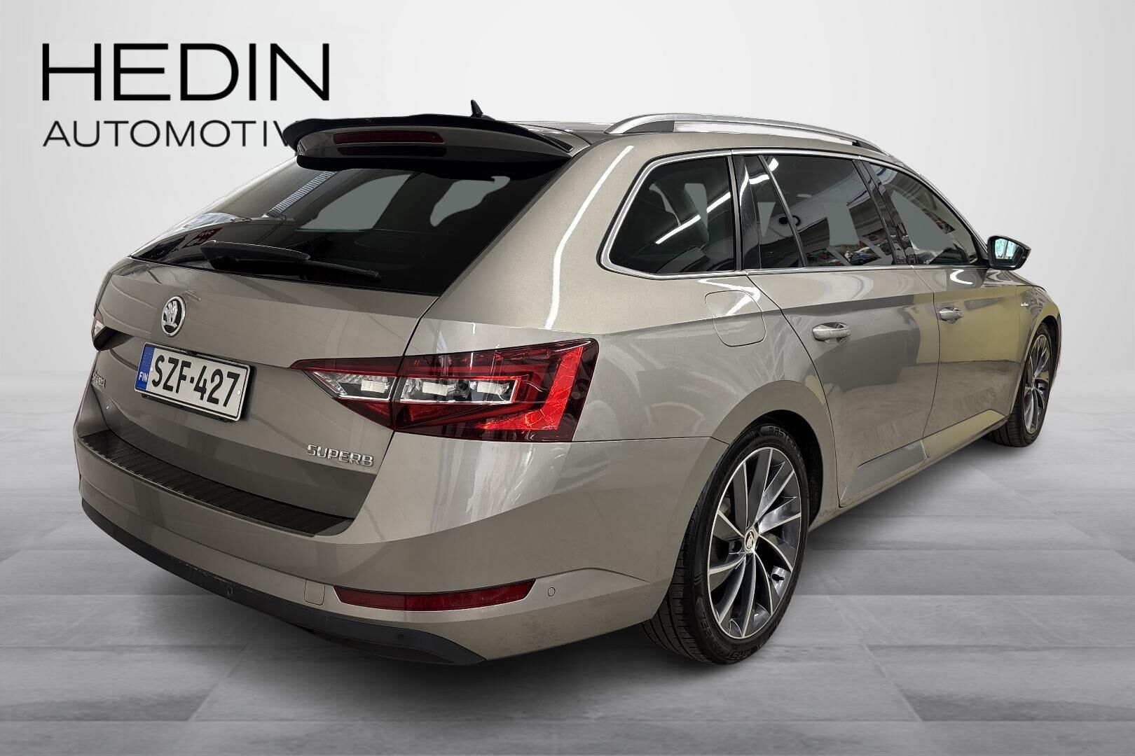 Skoda Superb 2016, kuva 2/24