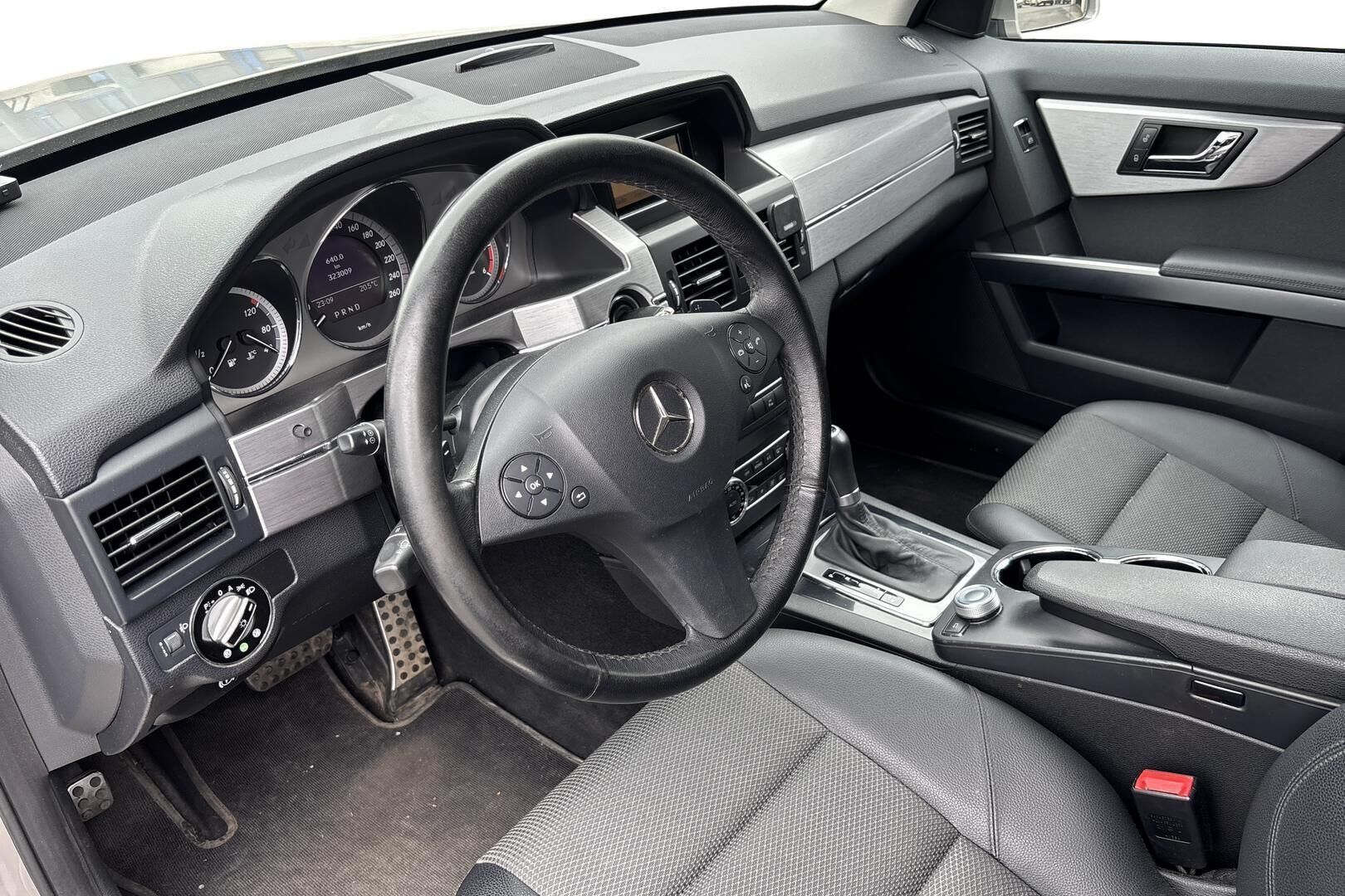 Mercedes-Benz GLK 2009, kuva 7/17