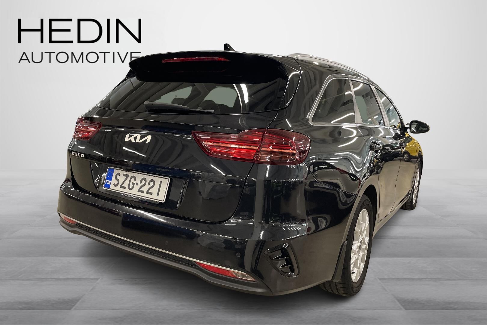 Kia Ceed 1,5 T-GDI 160hv EX SW DCT 2022, kuva 2/28