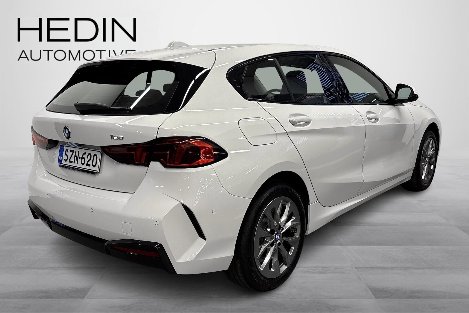 BMW 120 F70 Hatchback 120 A MHEV 2026, kuva 2/17