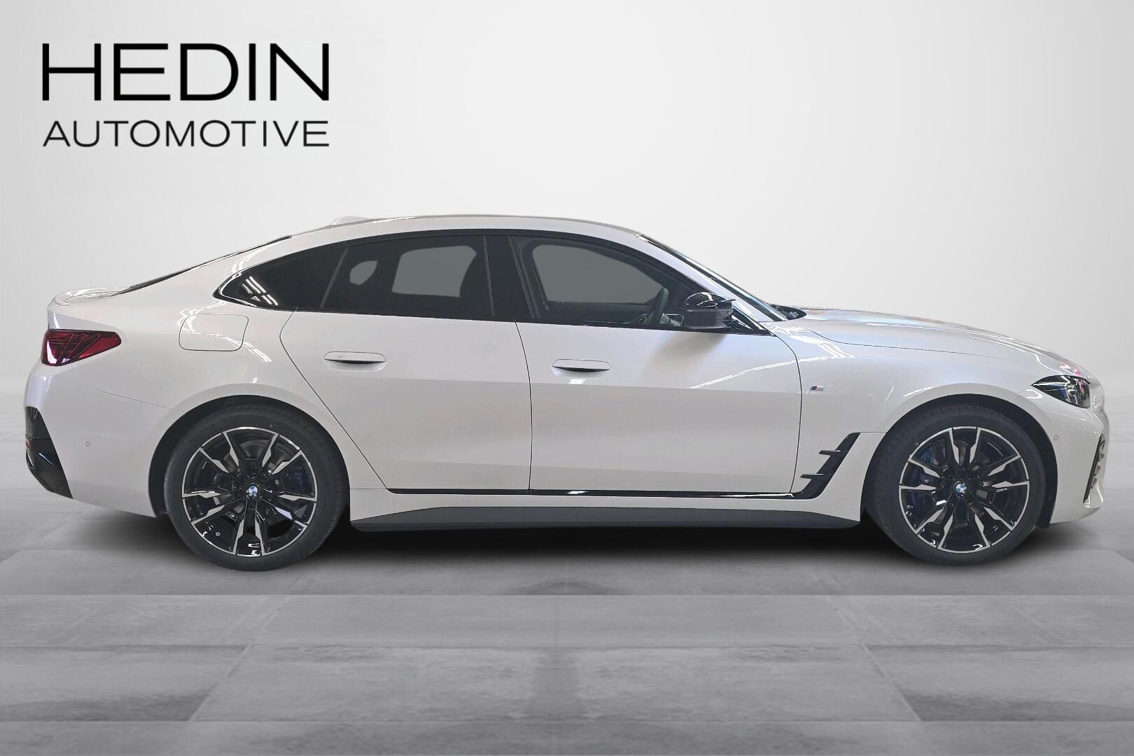 BMW i4 M60 xDrive Fully Charged 2026, photo 6/23