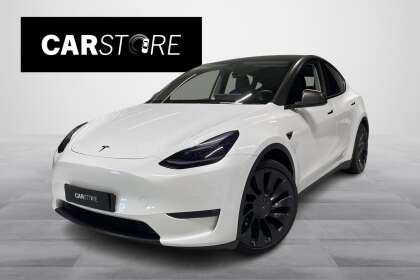 Tesla Model Y Performance // Vetokoukku / Parannettu Autopilot / Lasikatto / Mustat nahat / Lämpöpumppu! - TA-005070