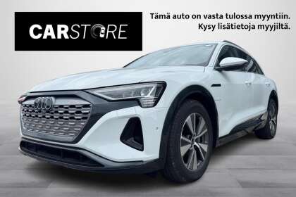 Audi Q8 E-TRON SUV 50 Land of quattro // Vetokoukku / Sähköpenkit muistilla / Kaistanvaihtoavutin // - TA-007985