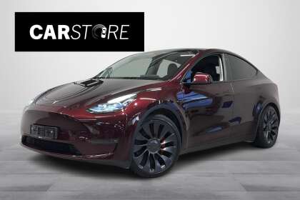 Tesla Model Y Performance // Vetokoukku / Cherry Red / Lasikatto / AMD Ryzen / ILP / Überturbine // - TA-218576