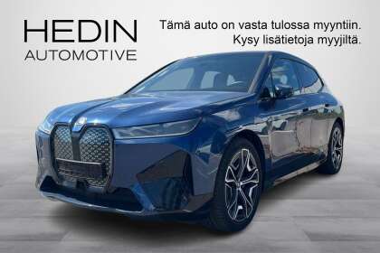 BMW IX xDrive40 //ACC / Harman/Kardon / Kamera / Comfort Acces / 360 - Kamera /   **BPS Takuu 24kk/40tkm** - TA-28152