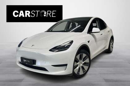 Tesla Model Y RWD // // Lasikatto / Nahkasisusta / Peruutuskamera / Adapt. vakkari / Ilmalämpöpumppu / SoH 95,7% / - TA-695664