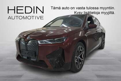 BMW IX xDrive40 Sport // Ajoavustimet/ HEAT/ H&K/ Koukku/ Laser/ Sky Lounge/ BPS takuu 24kk - TAM-03223