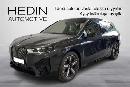 BMW IX xDrive50 Sport // Sky Lounge panorama/ Ilmajouset/ 360°/ Koukku/ Harman Kardon/ ACC ja ajoavustimet - TAP-41512