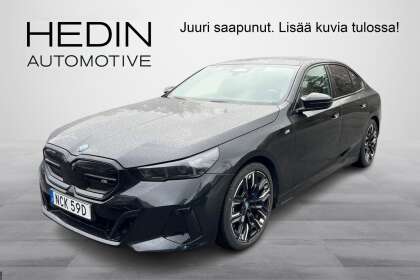BMW i5 M60 G60 M60 xDrive M Sport PRO // Ajoavustimet/ B&W/ Koukku/ 360/ Adapt.LED/ Nelipyöräohjaus - TAP-86436