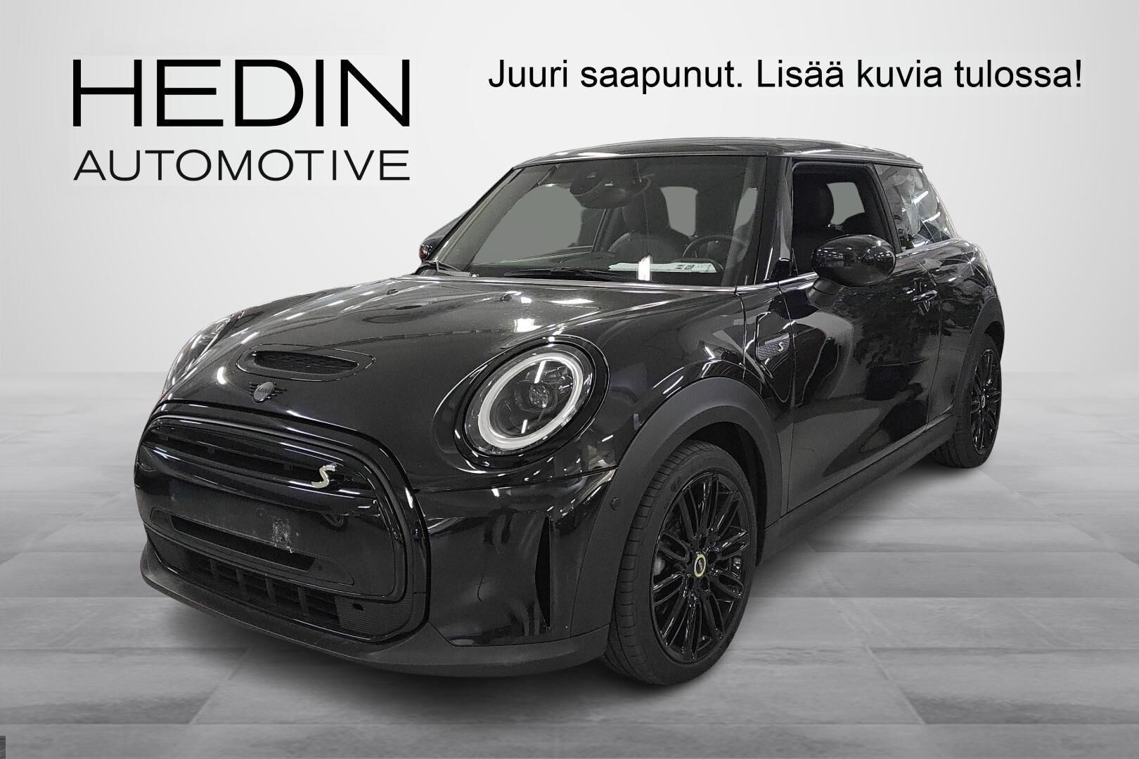 MINI HATCHBACK - TAU-52928