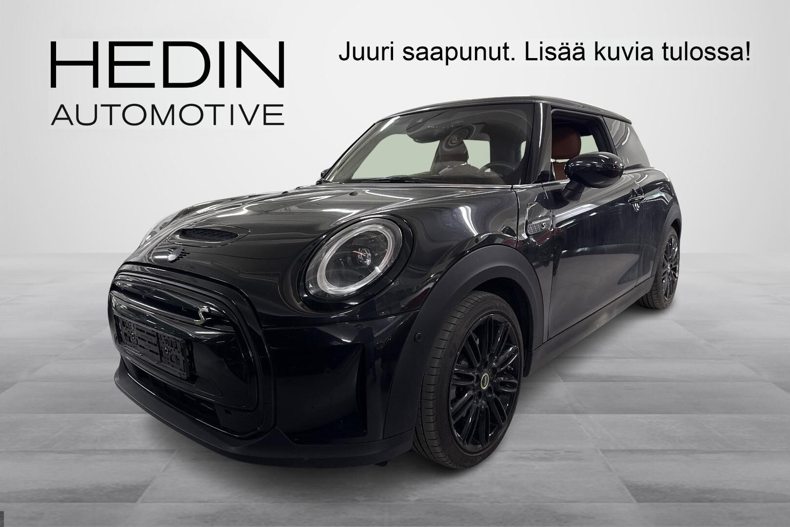 MINI HATCHBACK - TAV-52858