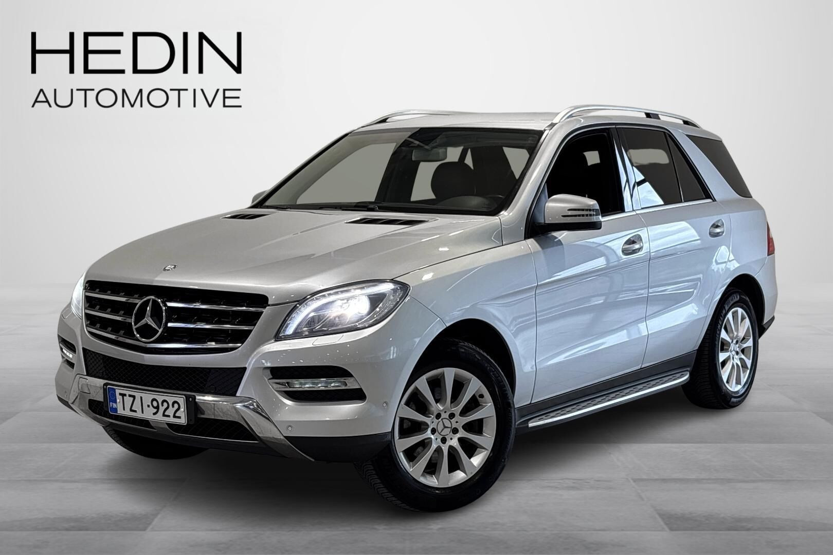 Mercedes-Benz ML - TZI-922