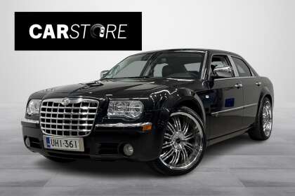 Chrysler 300C 2,7 V6 Business // Vakkari / 2x Renkaat vanteilla / Tutkat / Boston Audio // - UHI-361