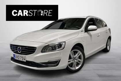 Volvo V60 D6 AWD Summum plug in hybrid aut // Voc / Blis / Kattoluukku / Muistipenkki / Navi / Adapt. vakkari! - UVZ-724