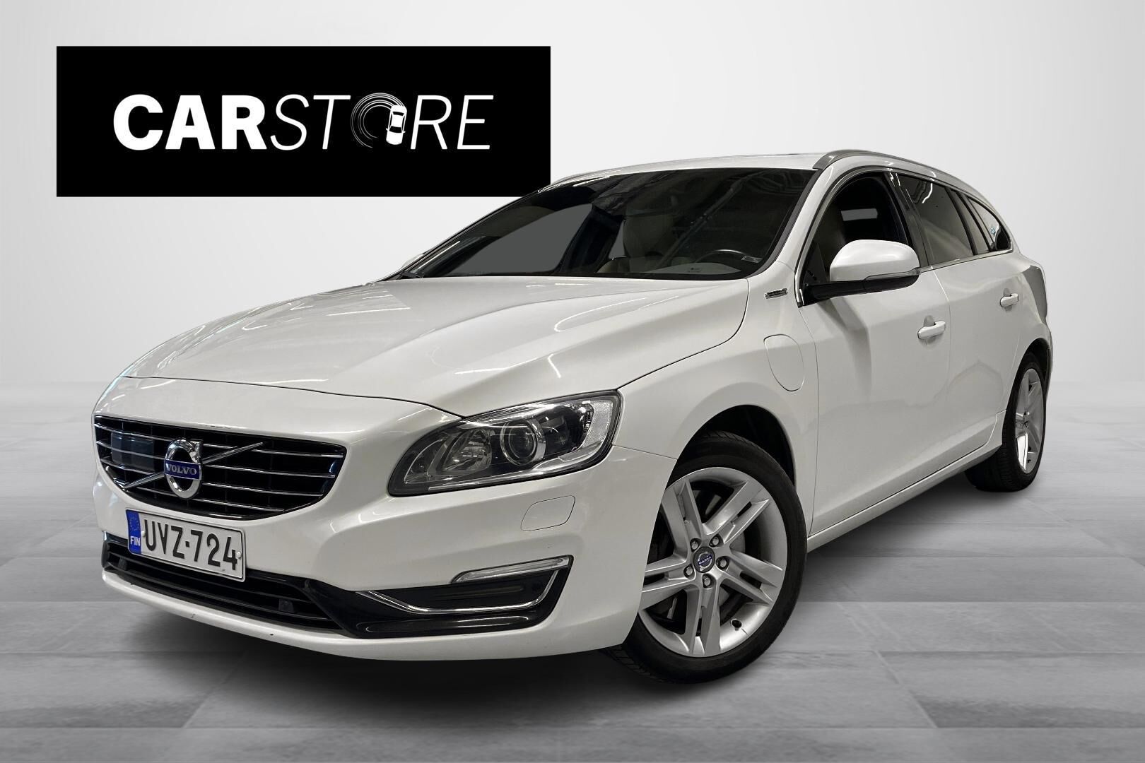 Volvo V60 - UVZ-724
