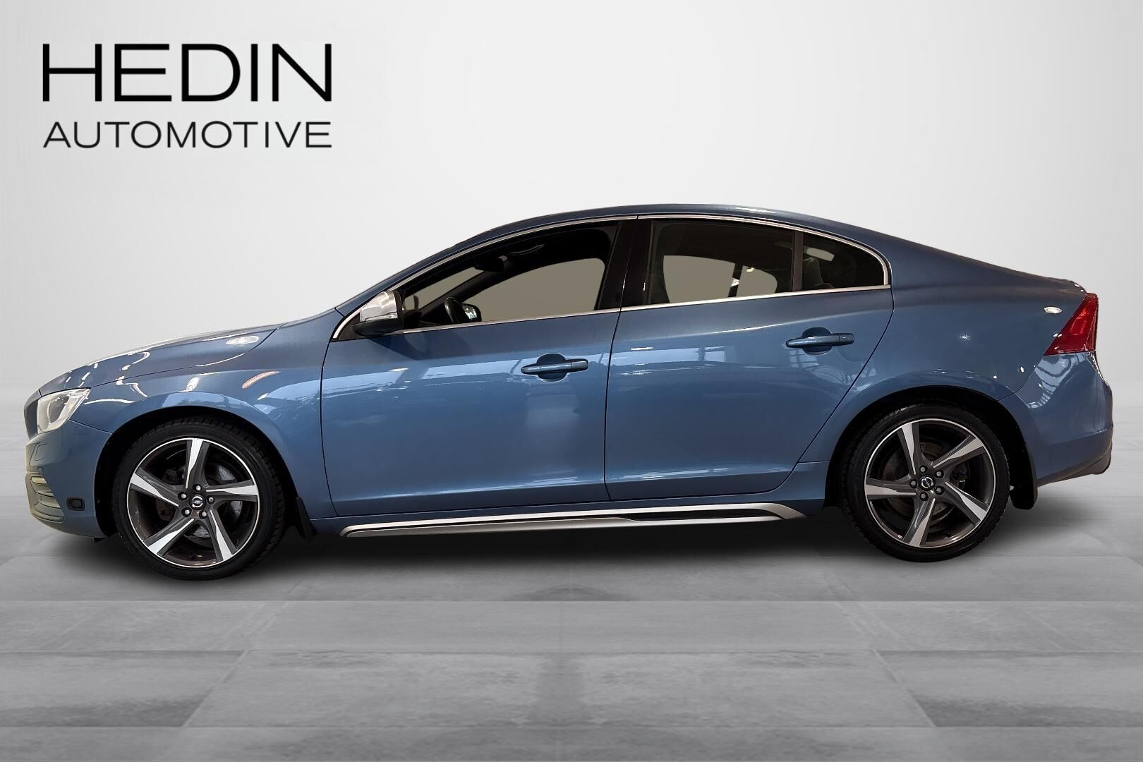 Volvo S60 T4 R-Design aut 2013, kuva 5/13