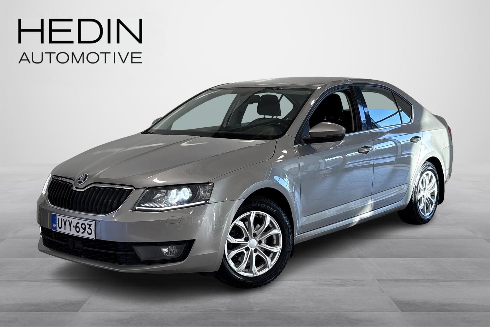 Škoda Octavia - UYY-693