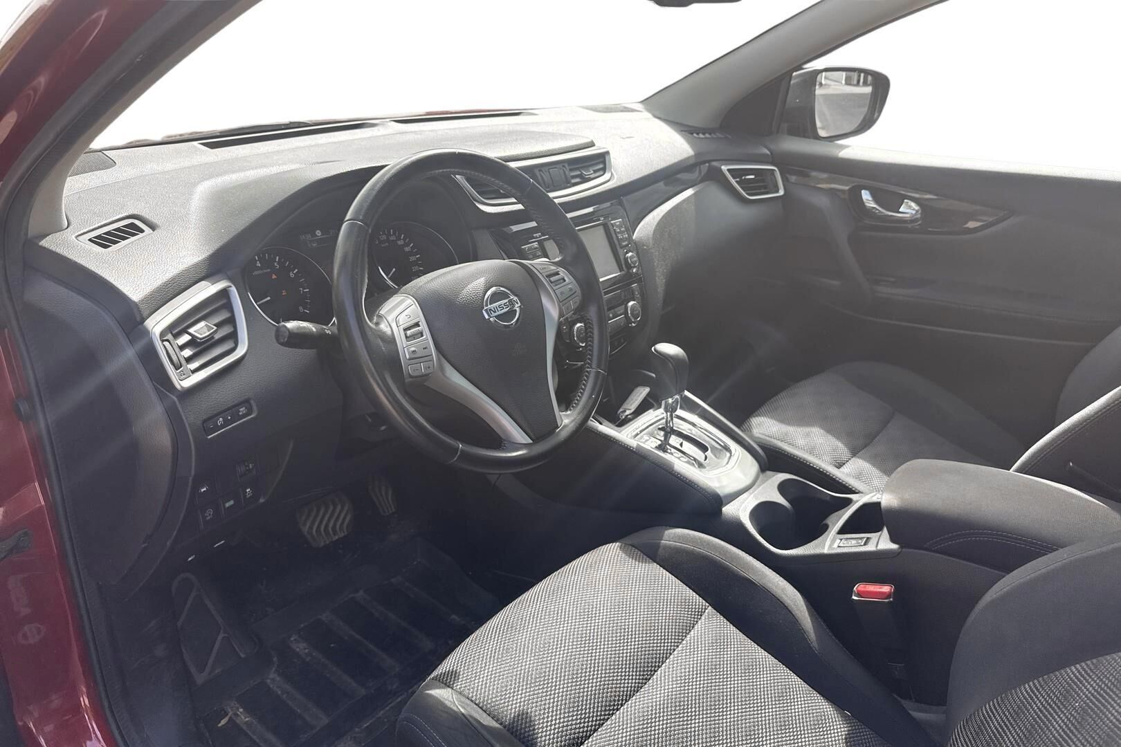 Nissan Qashqai 2017, kuva 3/9