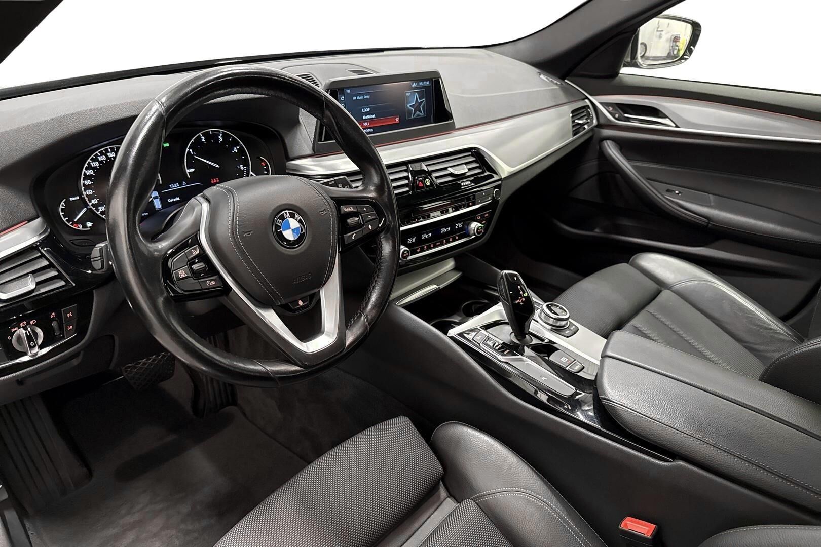 BMW 520 2018, kuva 7/33