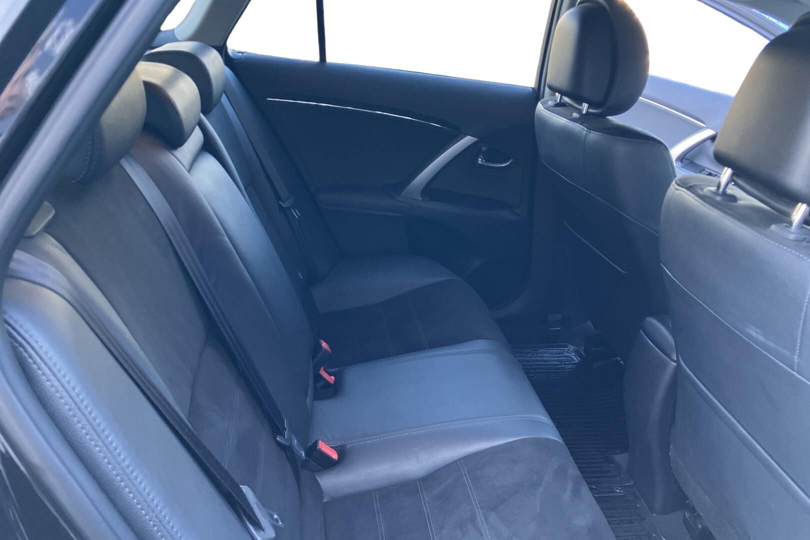 Toyota Avensis 2015, kuva 3/27