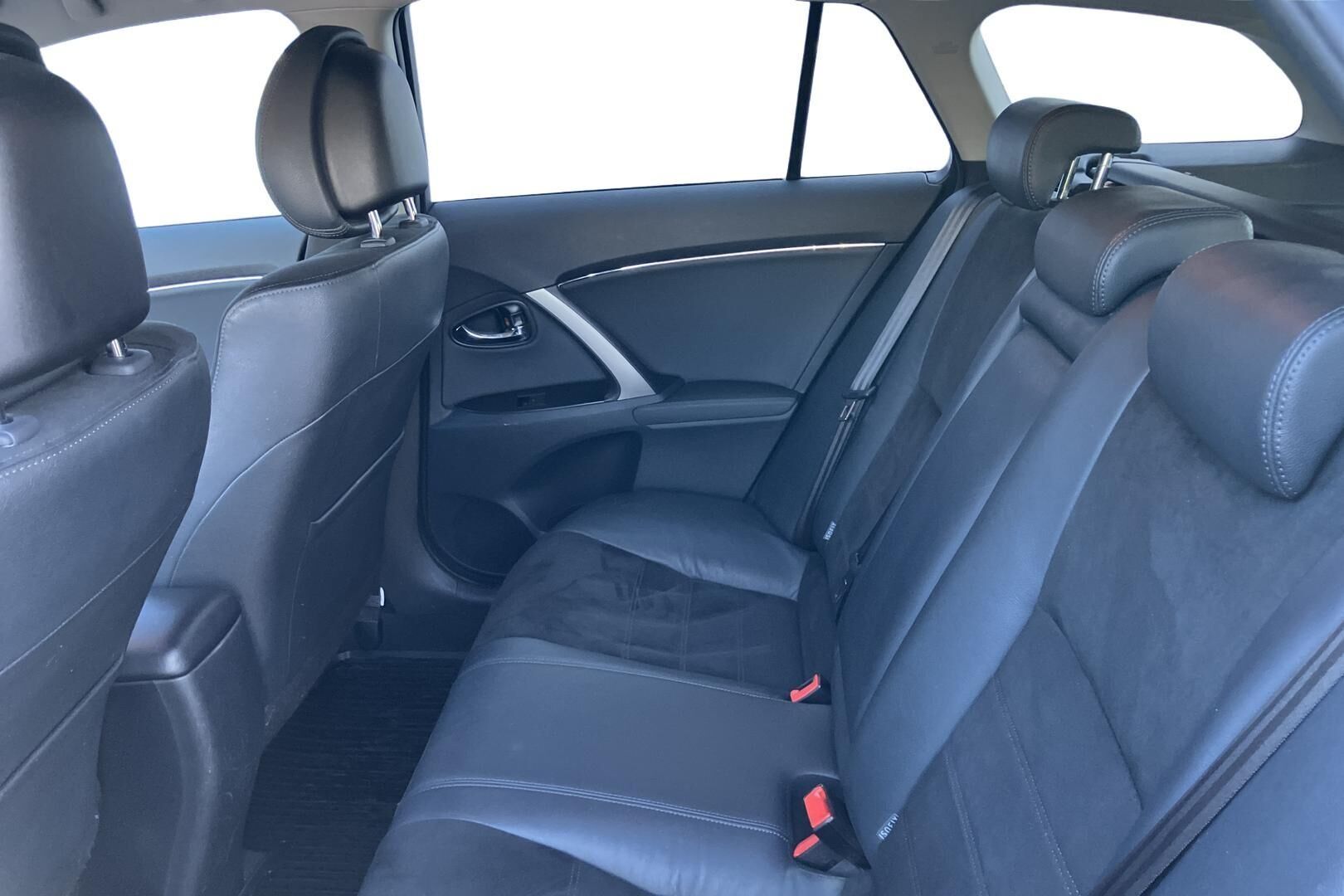 Toyota Avensis 2015, kuva 4/27