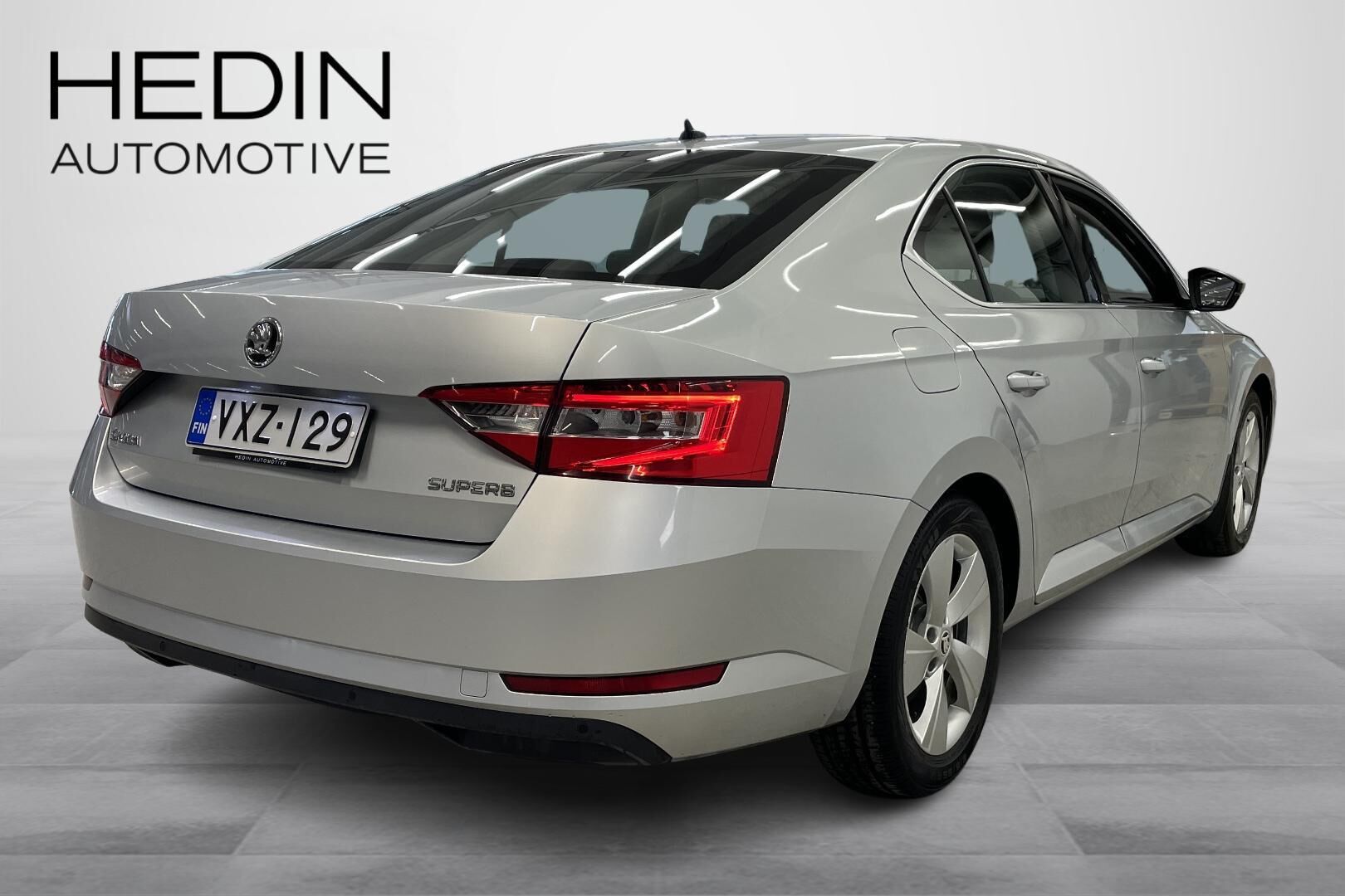 Skoda Superb 2016, kuva 2/20